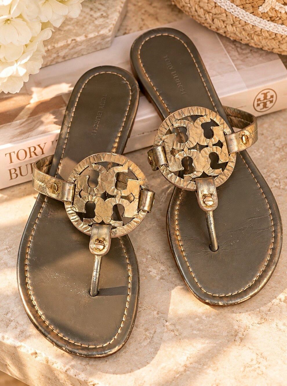 Tory Burch Miller Metallic Sandal Platinum Gold Size 10